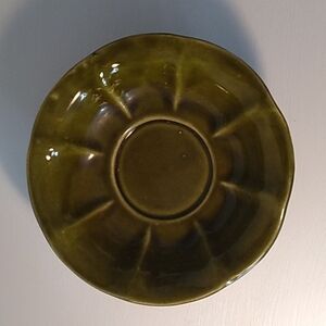 Vintage McCoy green bowl 🥗